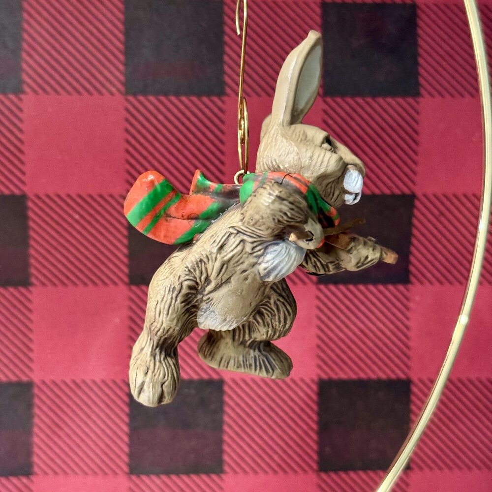 1981 Hallmark The Friendly Fiddler Bunny Rabbit Christmas Keepsake Ornament - Picture 4 of 4